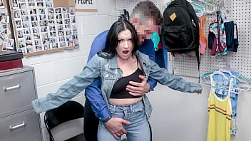 Security Officer Catches the Hot Milf Leia Rae Shoplifting - Liftermilf