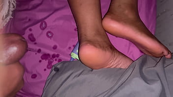 Waking her up to a massive cumshot