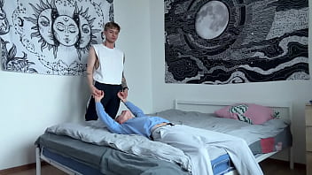 fucked the tight ass of a sweet twink on the bed